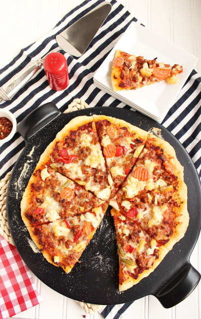 Sausage and Giardiniera Pizza | The Suburban Soapbox #pizza
