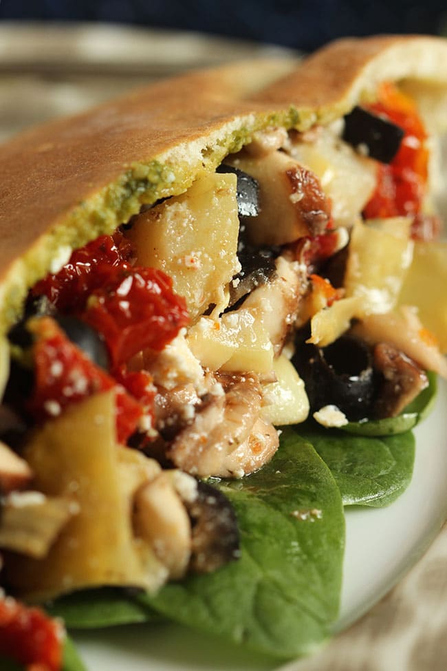 Mediterranean Veggie Sandwich | The Suburban Soapbox #CalOlivesMedRecipe