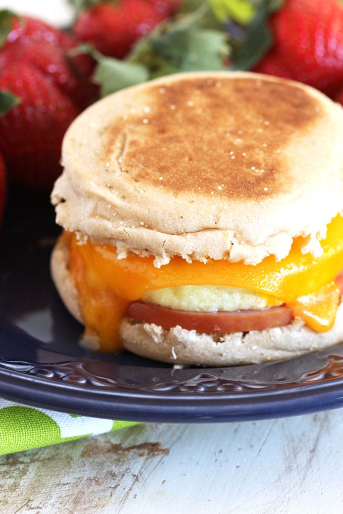 Make Ahead Freezer Breakfast Sandwiches | TheSuburbanSoapbox.com