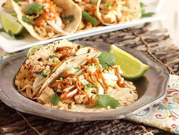 Thai Chicken Tacos with Spicy Peanut Sauce | TheSuburbanSoapbox.com