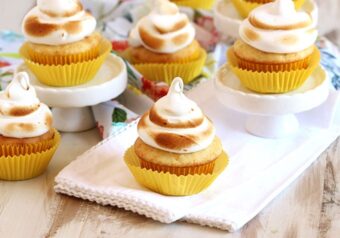 Easy Lemon Meringue Cupcakes