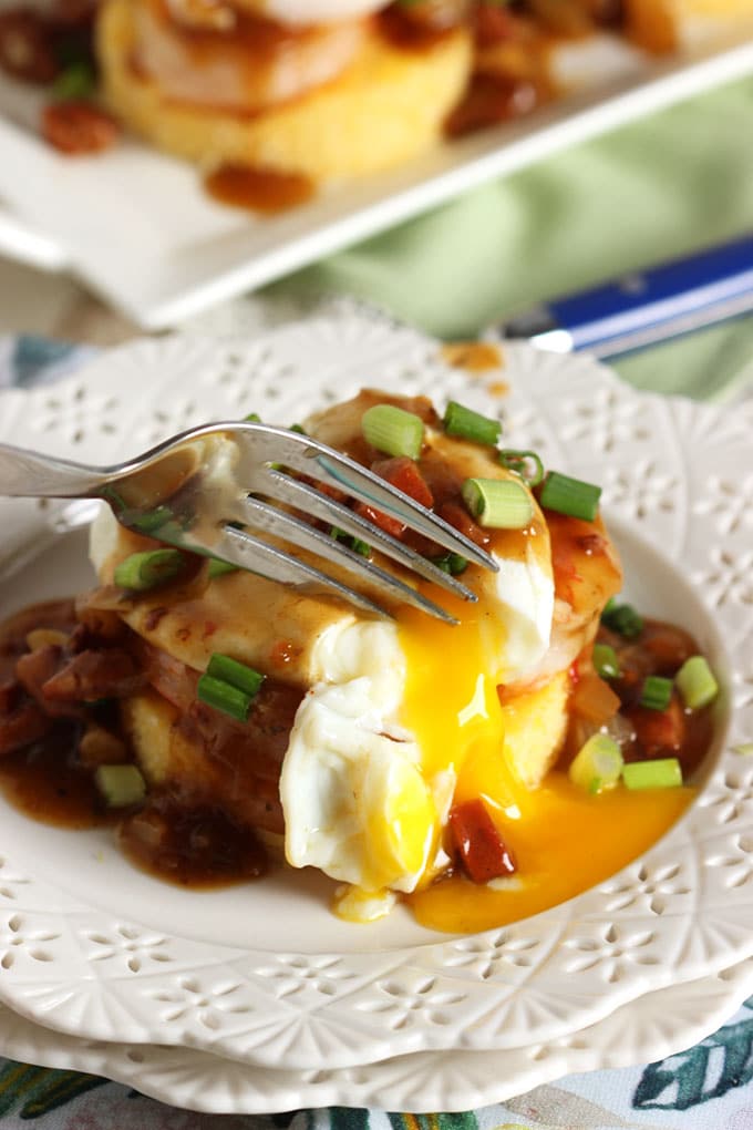 Shrimp and Grits Eggs Benedict with Spicy Red Eye Gravy | TheSuburbanSoapbox.com #BrunchWeek