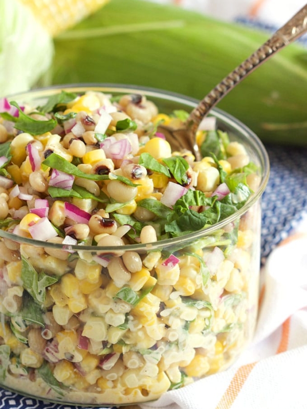 A fresh summer salad that's easy and healthy, Black-Eyed Pea and Corn Salad with Spinach recipe is perfect for picnics! @SuburbanSoapbox
