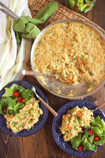 Super easy, one pot weeknight dinner the whole family will love, this is the BEST Tuna Noodle Casserole ever. TheSuburbanSoapbox.com