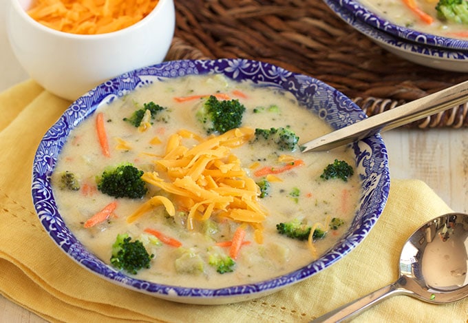 Easy Broccoli Cheddar Soup - The Suburban Soapbox