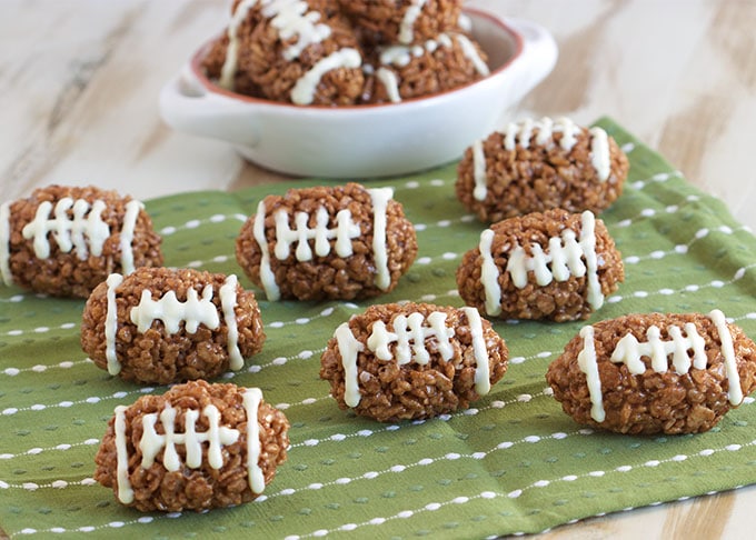 Football Field Cocoa Rice Krispie Treats for Superbowl - The