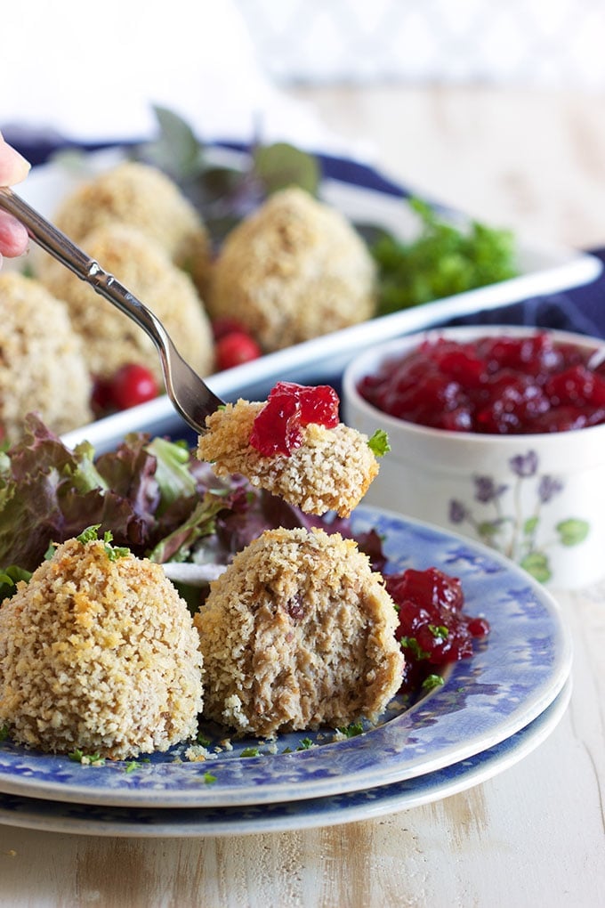 Super easy Thanksgiving leftover recipe, these simple Baked Turkey Croquettes are full of flavor and ready in minutes. | ThesuburbanSoapbox.com