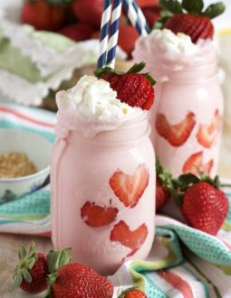 Simple and sweet, this Strawberry Cheesecake Smoothie recipe is ready in minutes...healthy and satisfying. | TheSuburbanSoapbox.com