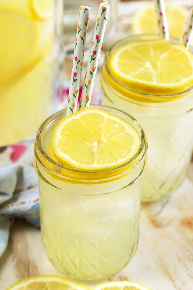 Super easy to make, this is the BEST Classic Lemonade recipe around. Perfect for summer! | TheSuburbanSoapbox.com