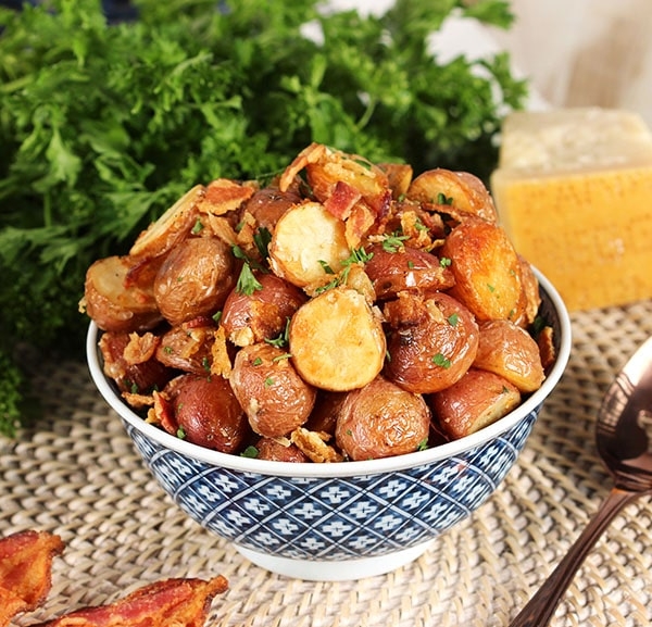 Bacon Parmesan Roasted Potatoes | TheSuburbanSoapbox.com #roastedpotatoes #recipe