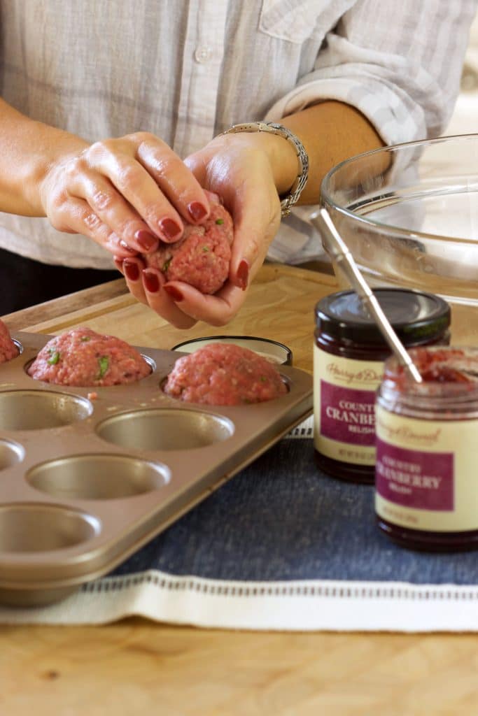 Mini Meatloaf Cupcakes with Cranberry Glaze | ThesuburbanSoapbox.com