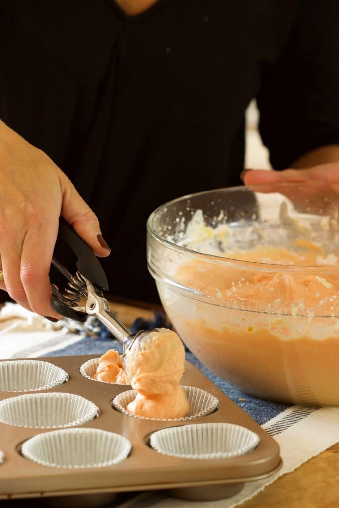 Orange Creamsicle Cupcake Recipe | TheSuburbanSoapbox.com