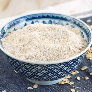 How to Make Homemade Oat Flour | ThesuburbanSoapbox.com