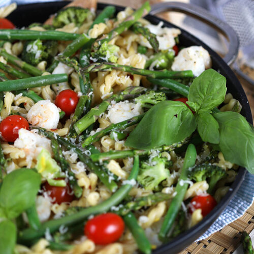 One Pot Pasta Primavera With Shrimp The Suburban Soapbox 