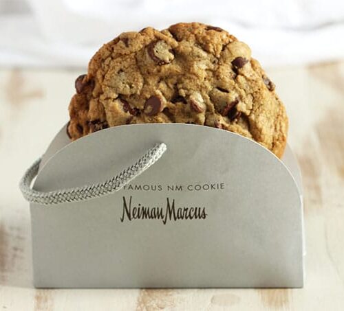 Neiman Marcus Cookies (Easy Recipe) - Insanely Good