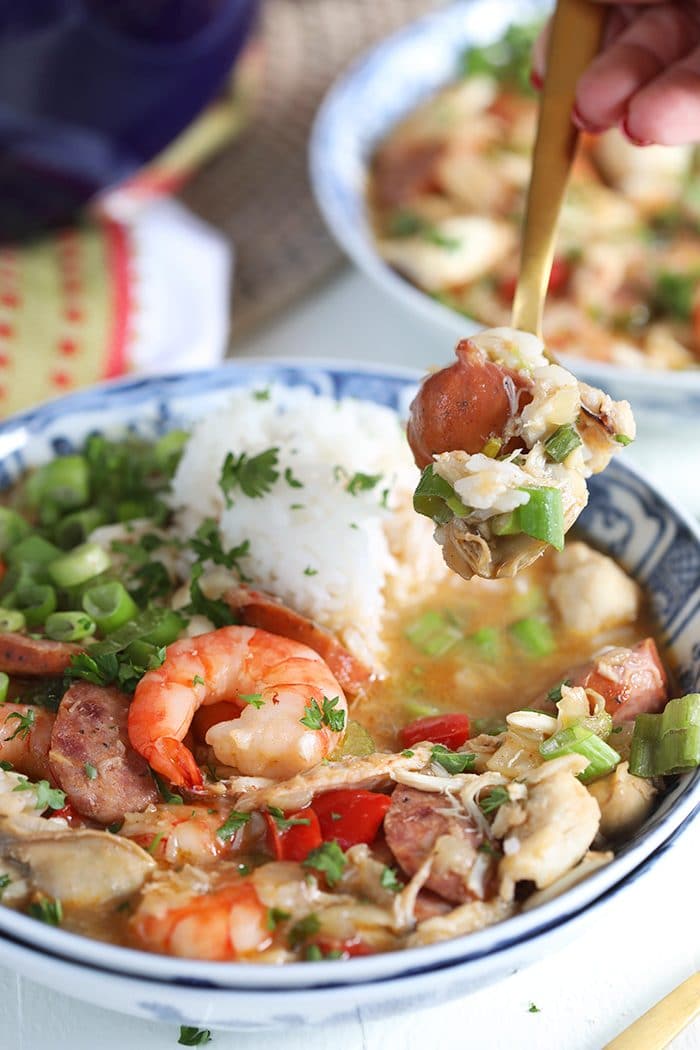 easy-seafood-gumbo-recipe-the-suburban-soapbox