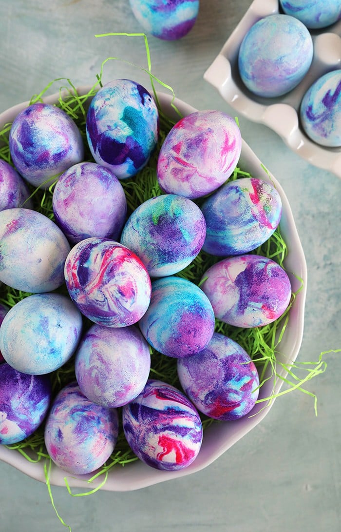How to Dye Easter Eggs with Whipped Cream - The Suburban Soapbox