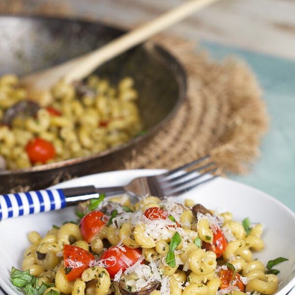 Easy Pesto Cavatappi Recipe The Suburban Soapbox