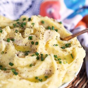 Instant Pot Mashed Potatoes in a bowl.