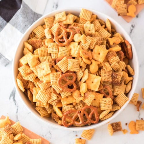 Homemade Cheddar Chex Mix - The Suburban Soapbox