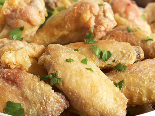 https://thesuburbansoapbox.com/wp-content/uploads/2022/01/Crispy-Baked-Chicken-Wings-2-500x375.jpg