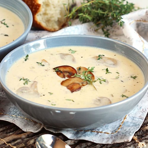 old fashioned dressing with cream of mushroom soup Authentic Southern Cornbread Dressing (From Mississippi)Grandbaby Cakes
