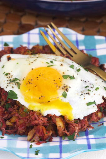 The Best Corned Beef Hash - The Suburban Soapbox