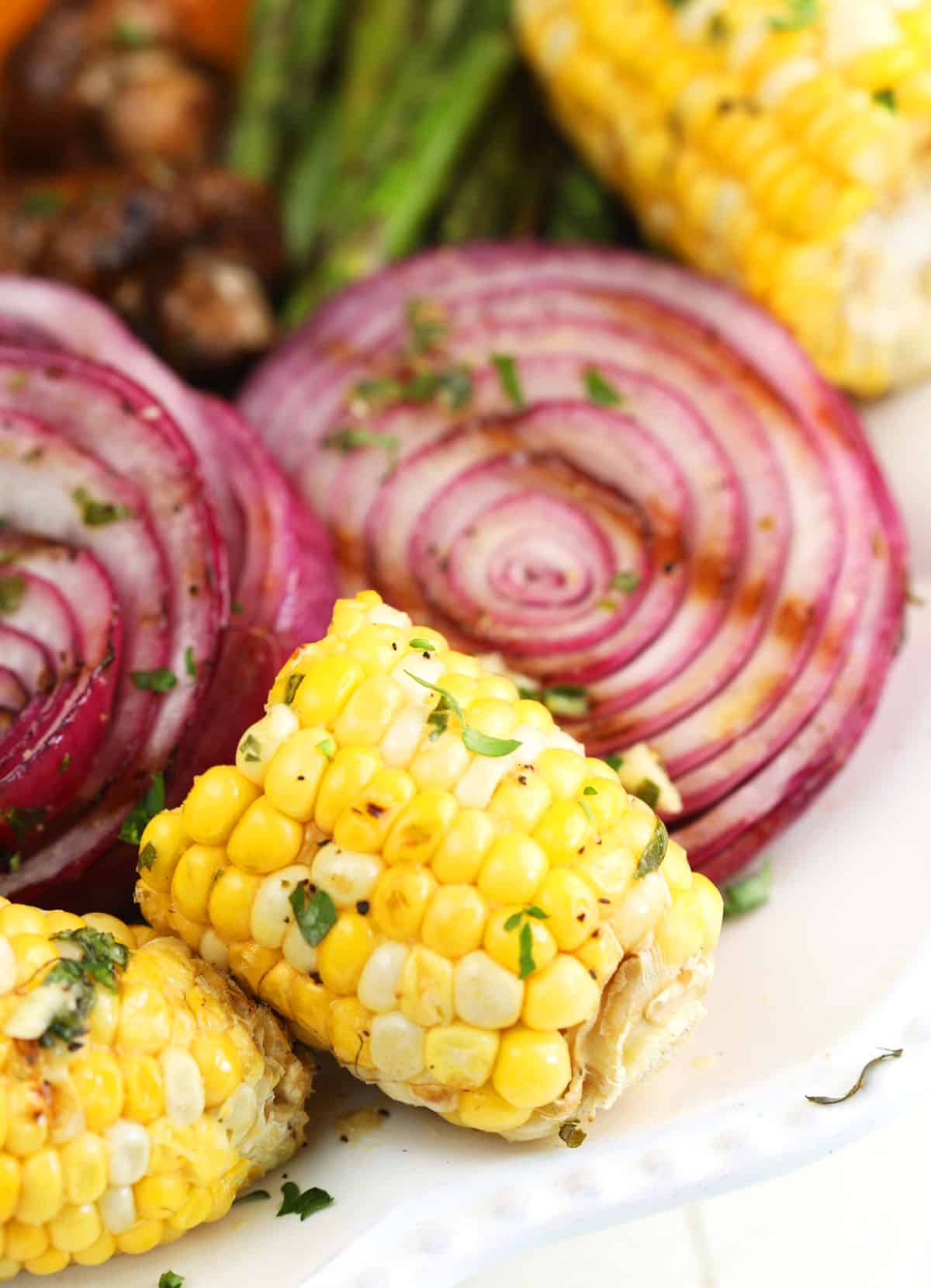 Grilled vegetables on plate