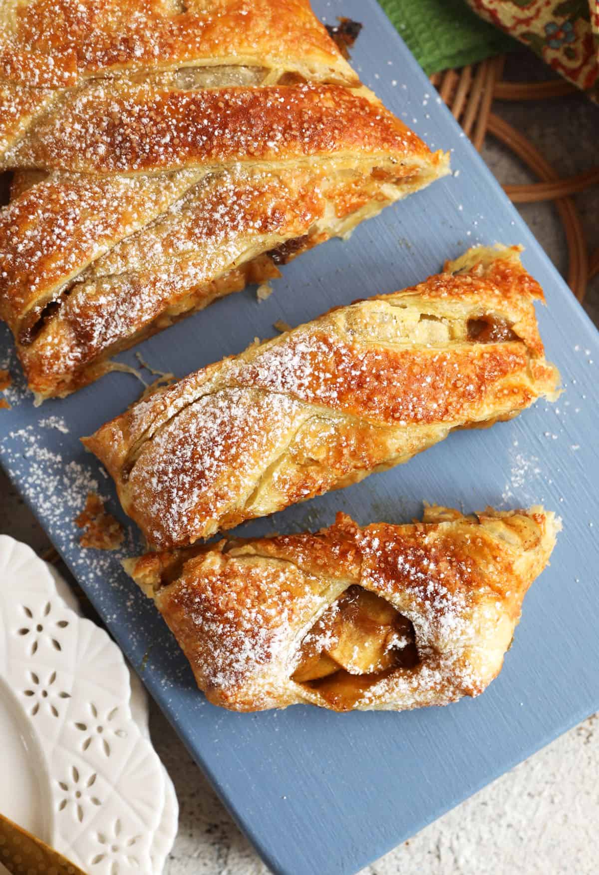 Overhead view of sliced apple strudel