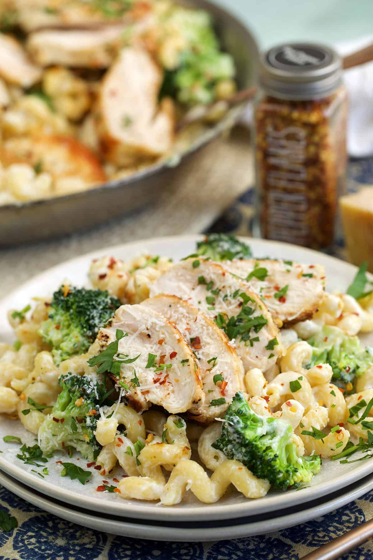 Plate of chicken and broccoli pasta