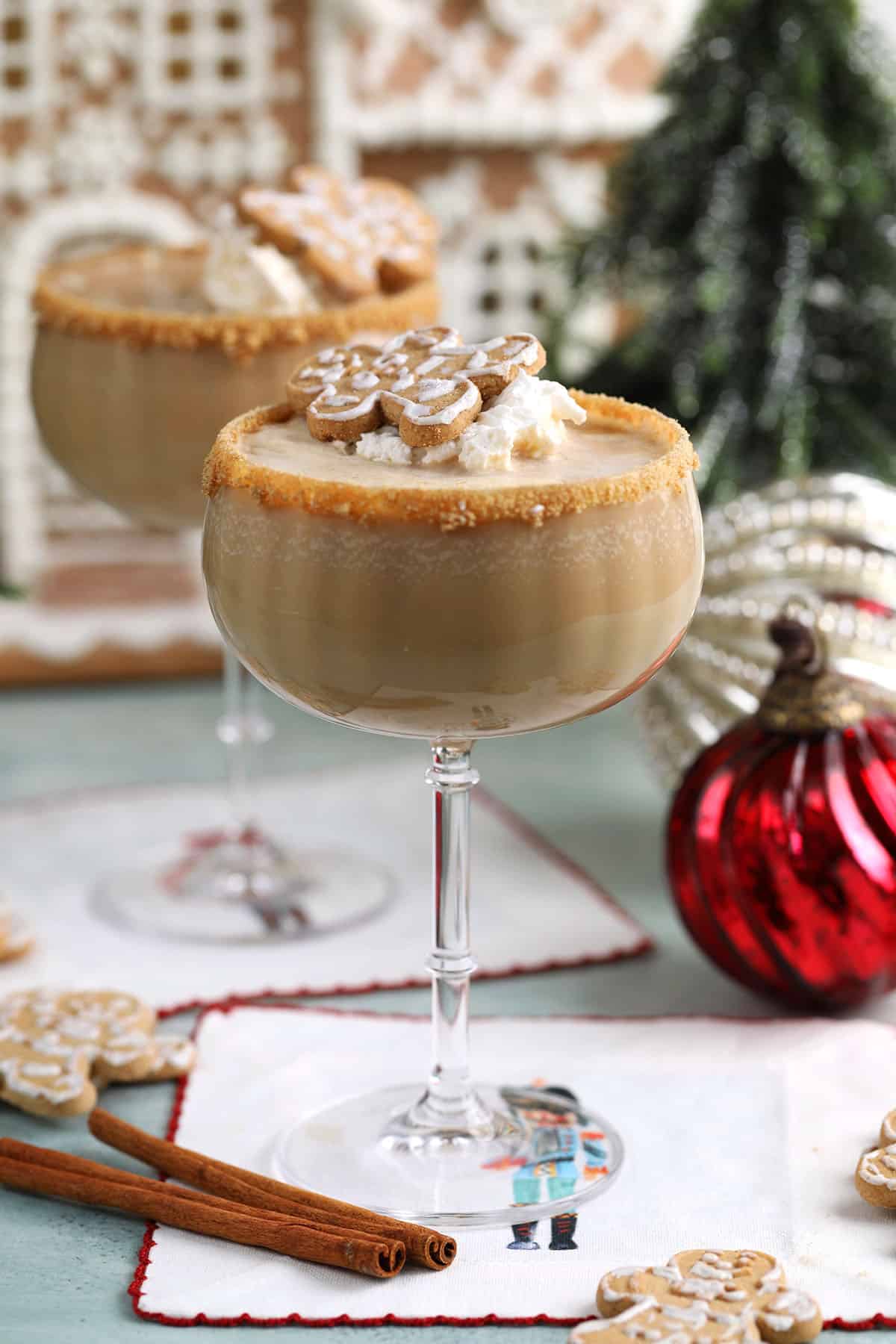 Festive gingerbread martini in glass