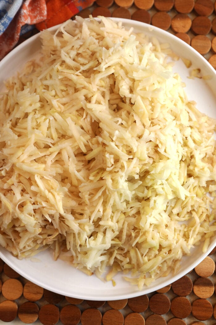 Shredded potatoes on plate