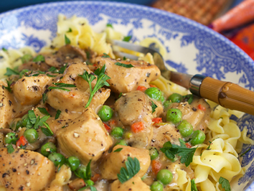 kingrecipe Classic Homemade Chicken a la King Recipe - Lana's Cooking