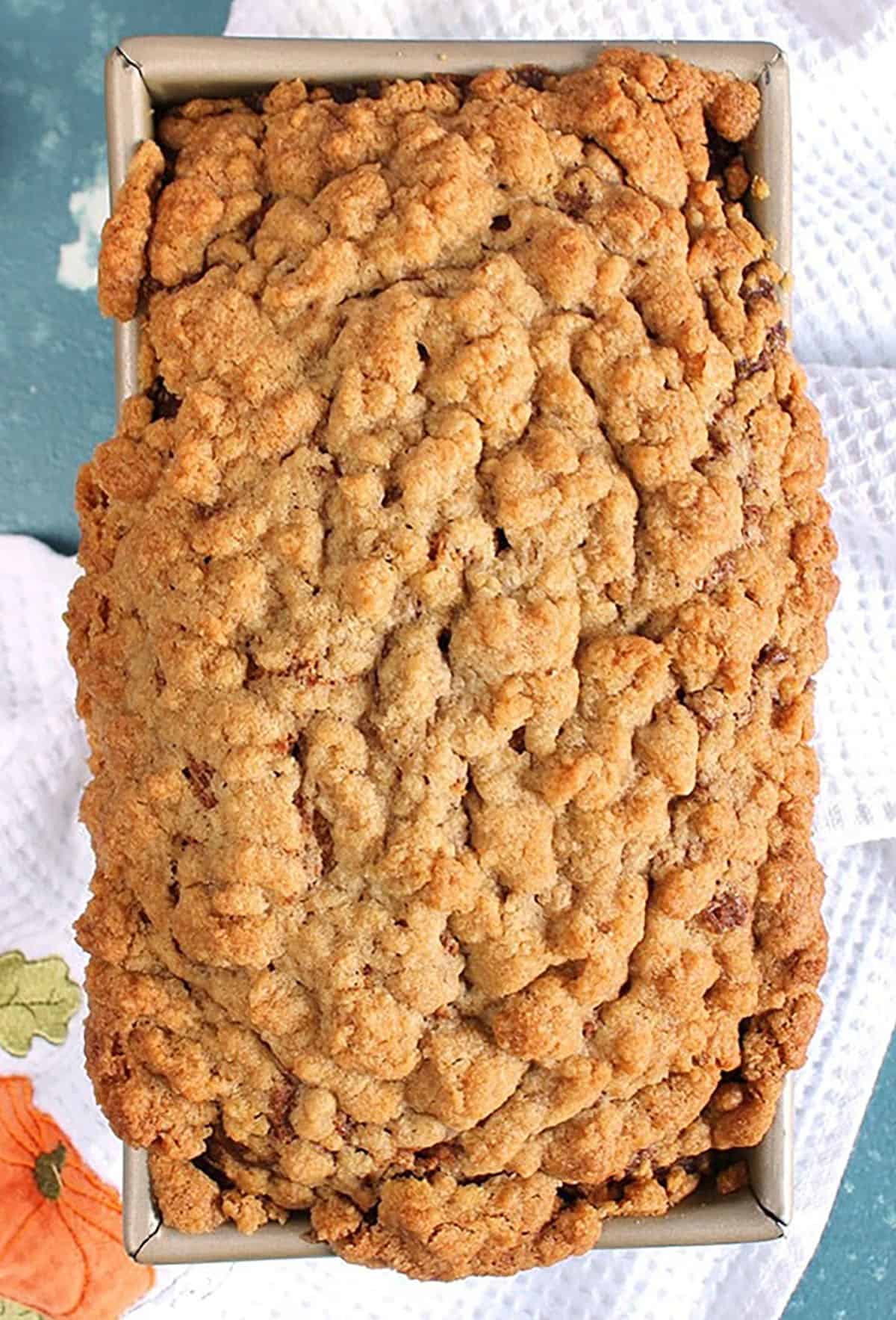 Pumpkin Banana Bread streusel topping