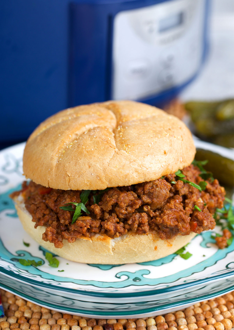 Slow Cooker Sloppy Joe (Easy Crock Pot Sloppy Joes)