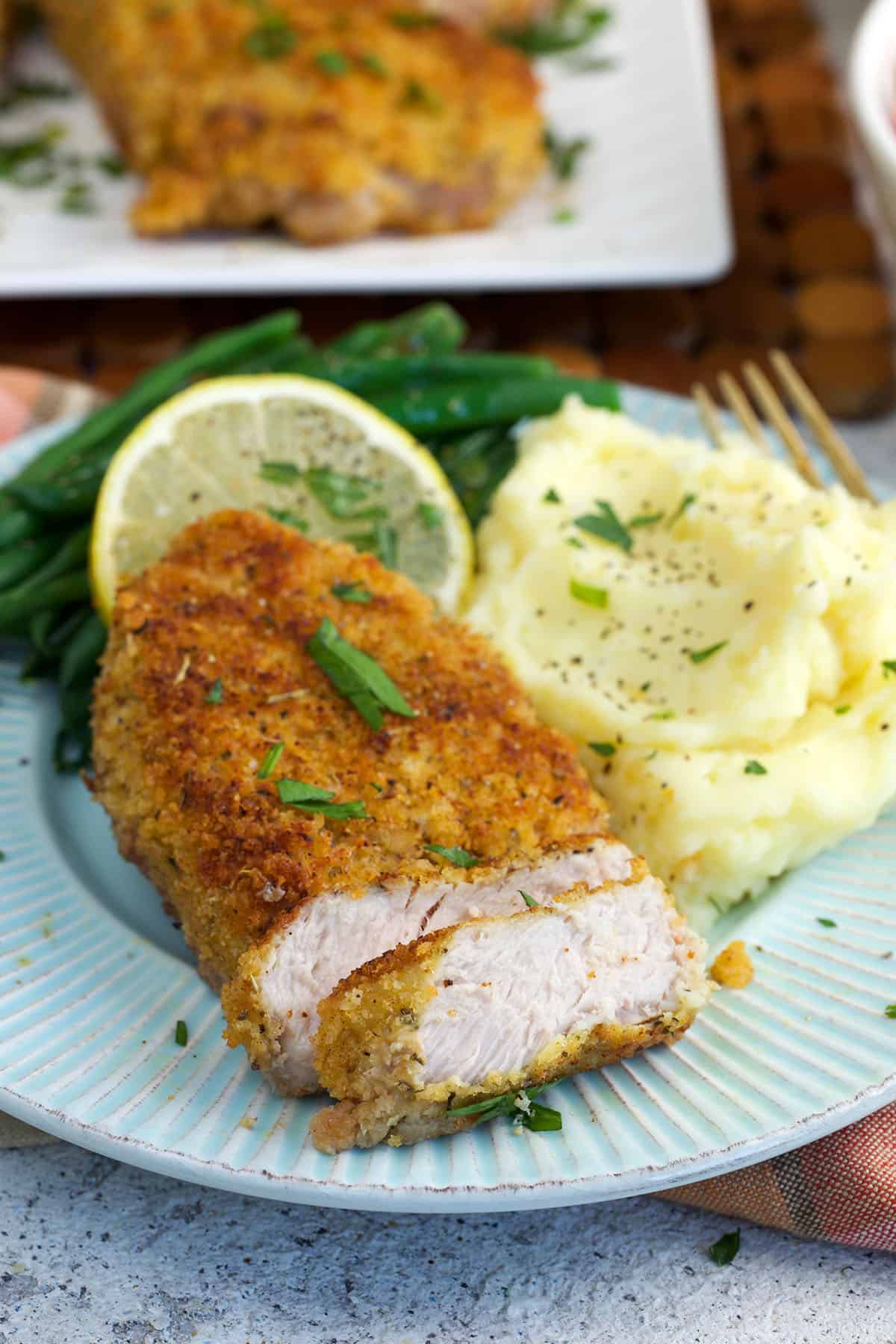 Breaded Pork Chops Recipe (Crispy & Juicy!)